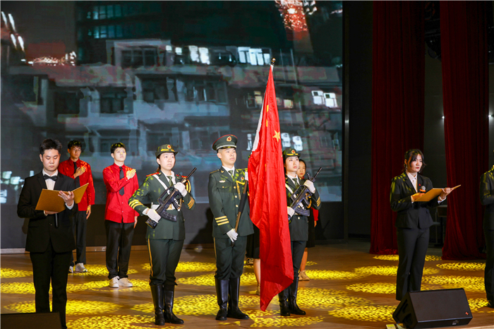 中美3.jpg